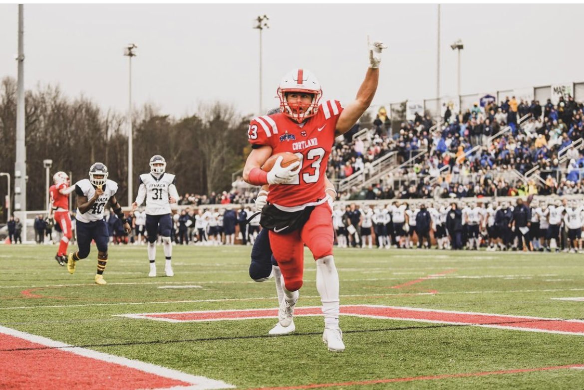 Coach_Blount's tweet photo. He was a county champion and carried his team in November when was needed most. DIDN’T go All-Conf  or All-County! Didn’t complain. Didn’t say what about me? His parents didn’t say anything to coach!

4 years later he’s 1st Team All-Conference for the #13 Cortland Red Dragons. https://t.co/vBDFM8JJWK