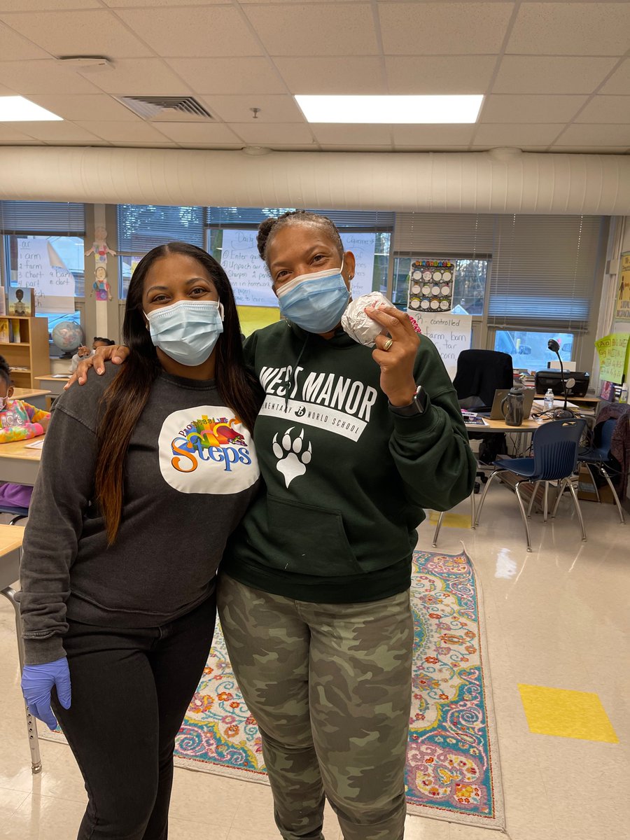 ProgressiveSte4's tweet photo. It is a pleasure to let everyone know we are now partnering with West Manor Elementary (@ib_manor). 🎉 Great things are in place to happen. 

Thank you to Dr.Lawrence (@DrLWestManor1) for also allowing Progressive Steps Inc. to sponsor the Chick-fil-A breakfast Today. ♥️ https://t.co/OJd1FPubHN
