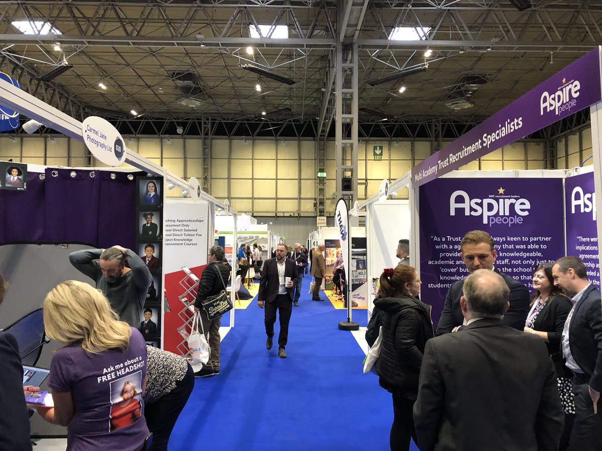 thinkBooker's tweet image. Digital transformation, efficiency and safeguarding. A few of the topics of conversation during a great day at the #EdTechsummit21 -  @SAA_Show @nec_birmingham