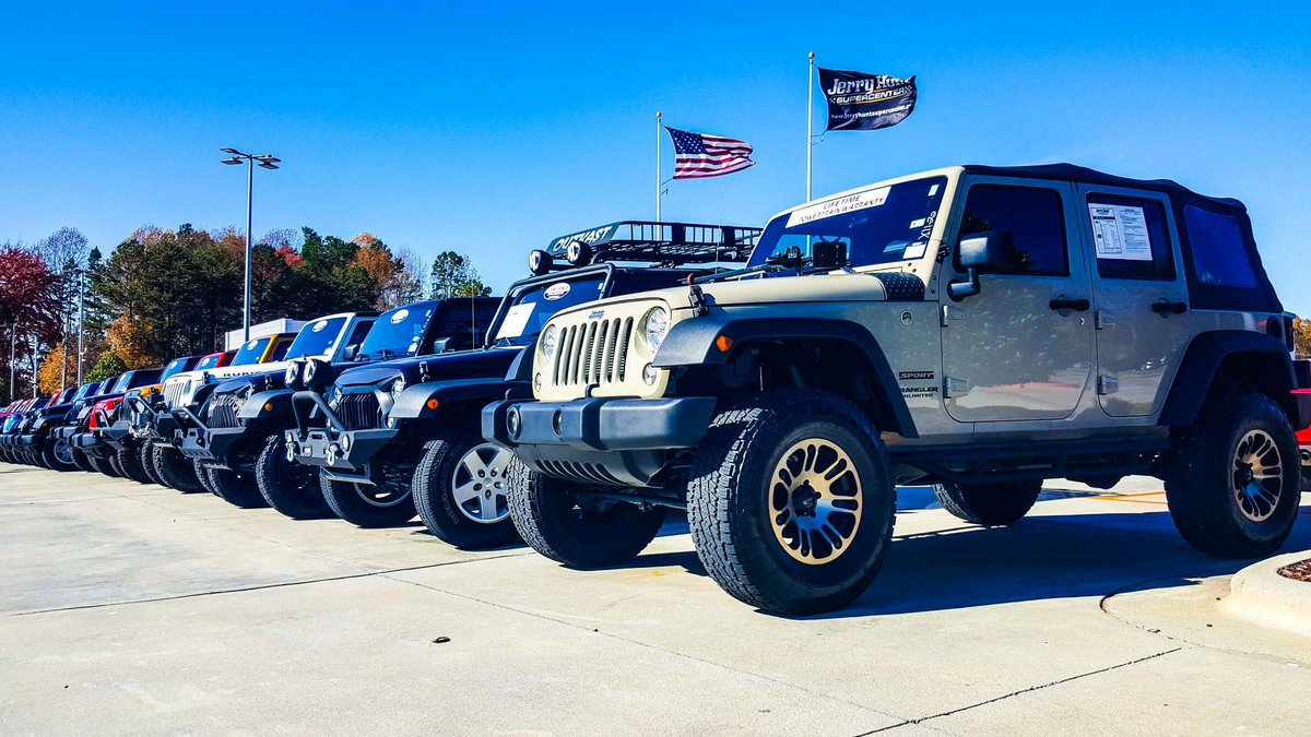 New Week. New Ride. 🥳
We've got plenty of Jeeps to choose from. 😉
.
.
.
.

.
#Trend #Trending #JeepPhotography #Photography #JeepNation #Jeeps #CarCommunity #CarHub #Sales #Shopping #Dealership #Lifestyle #Inventory #Auto #ForYouPage #FYP #MONDAY