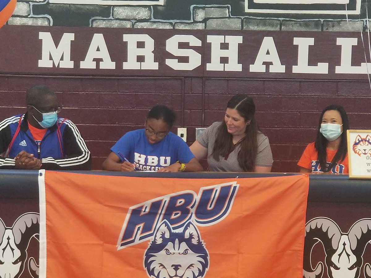 MrsCoachMojica's tweet image. Words cannot describe how proud I am of @bri_hinds! She is an amazing athlete, an outstanding student &amp;amp; an even better person. Her work ethic &amp;amp; drive are undeniably the best. Thank you for allowing me to coach you &amp;amp; trusting me in the process! 🎉🐏👟 #RamPride #Division1Athlete