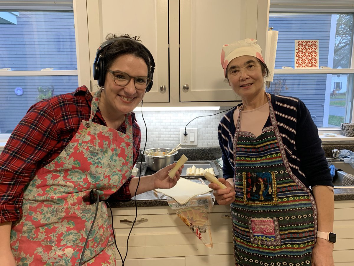 Just had a really fun afternoon making spring rolls with Leiyan Ma who runs the Kang’s Chinese Food stall at <a href="/FredFarmMarket/">Fredericton Farmers’ Market</a>. Part of a special family recipes project we’re working on for Feed a Family this year <a href="/infoamfred/">Information Morning Fredericton</a> … stay tuuuuned 😉