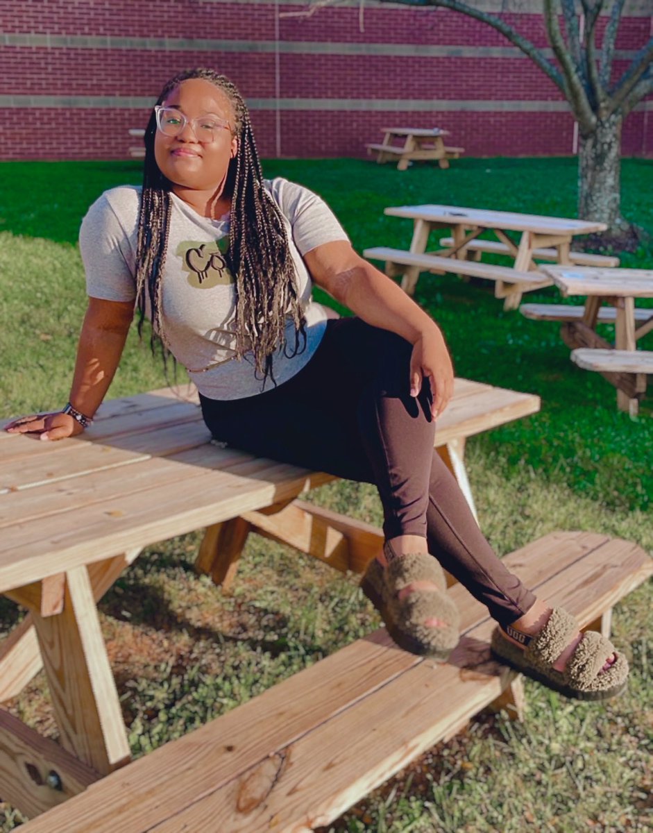 It2ALibraT1ng's tweet image. Fall into yours hearts! 
#FallingForFall #FallColors
IG saw it first. 🍁💛🍂🧡