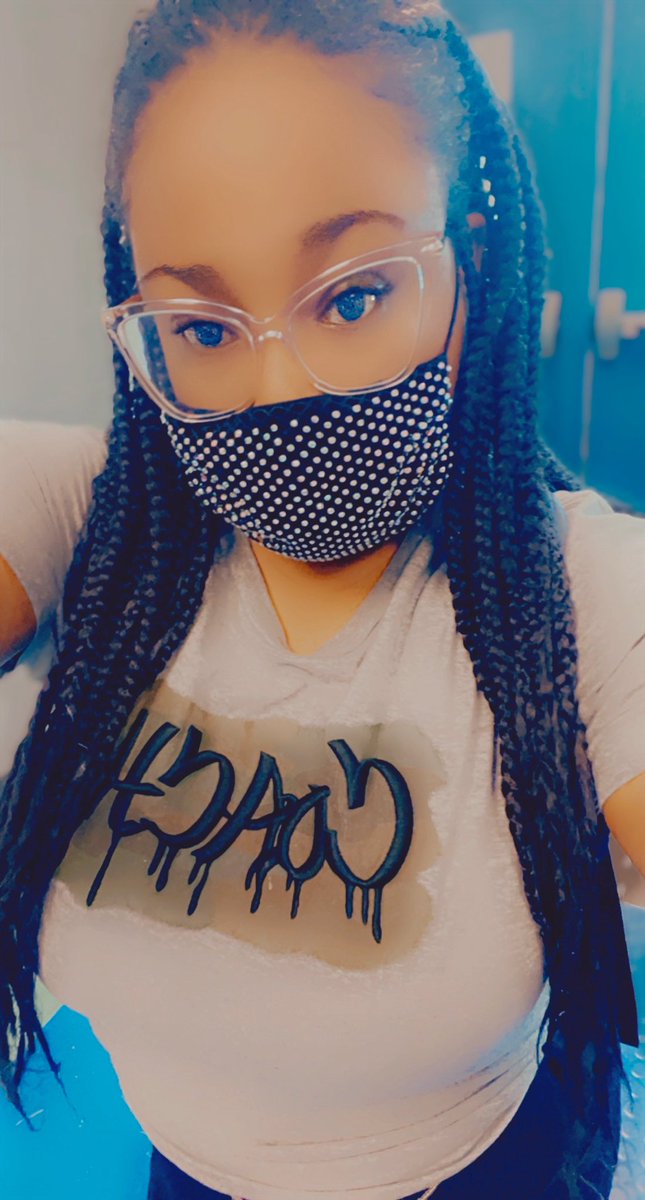 It2ALibraT1ng's tweet image. Fall into yours hearts! 
#FallingForFall #FallColors
IG saw it first. 🍁💛🍂🧡