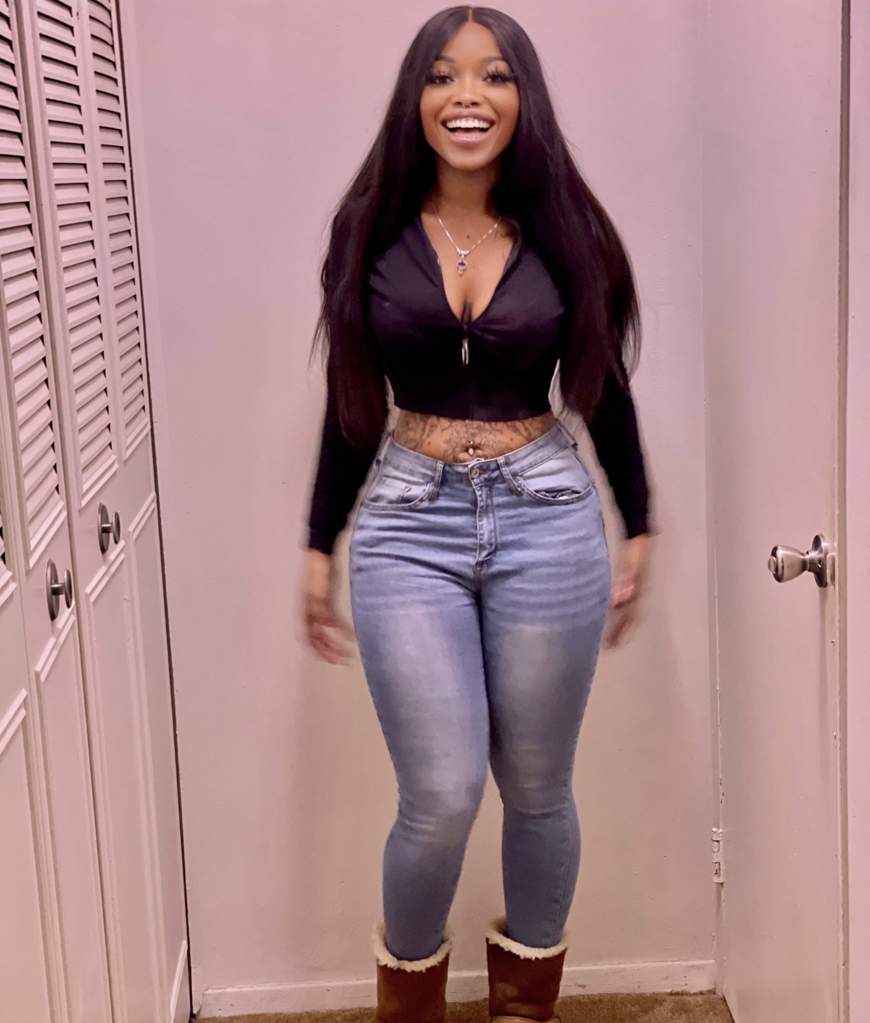 Mia Isabella'S Furious Outburst At Tyga - 8j37pul