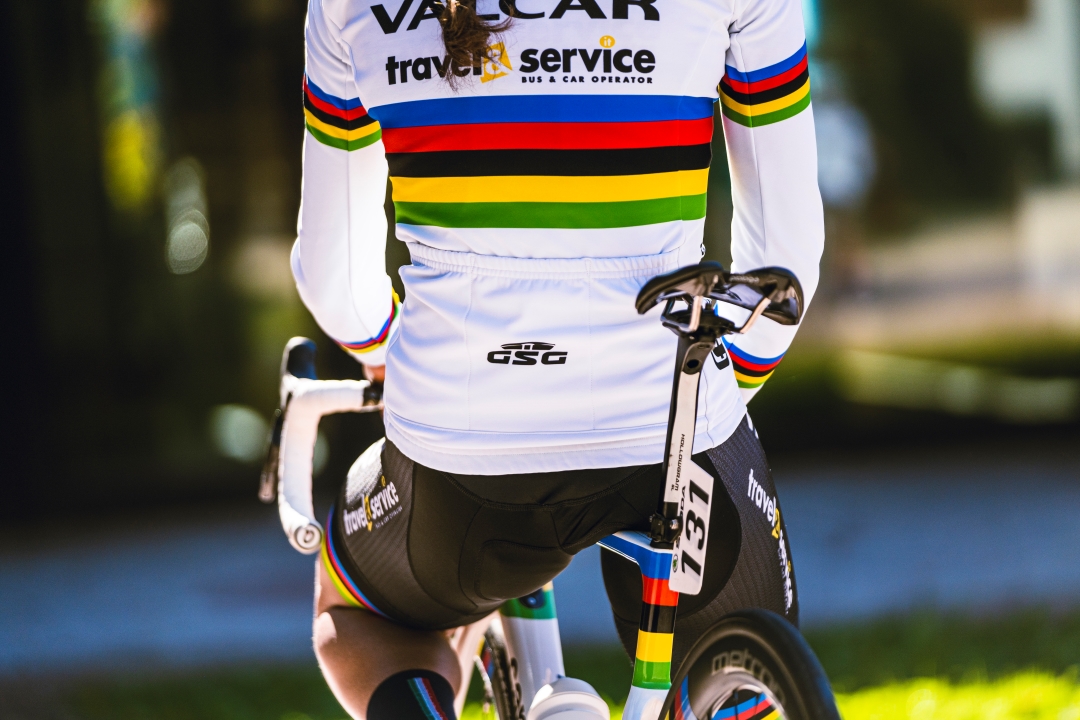 GSGCyclingWear's tweet photo. Elisa Balsamo’s rainbow jersey shines on a sunny autumn ride in Asolo hills, region of prosecco wineyards and cycling tradition! We took some sneak peeks while shooting a video to celebrate the Elisa's victory... follow us to discover the amazing video in a few days.

#cyclingpro https://t.co/QRQ7opddZ7