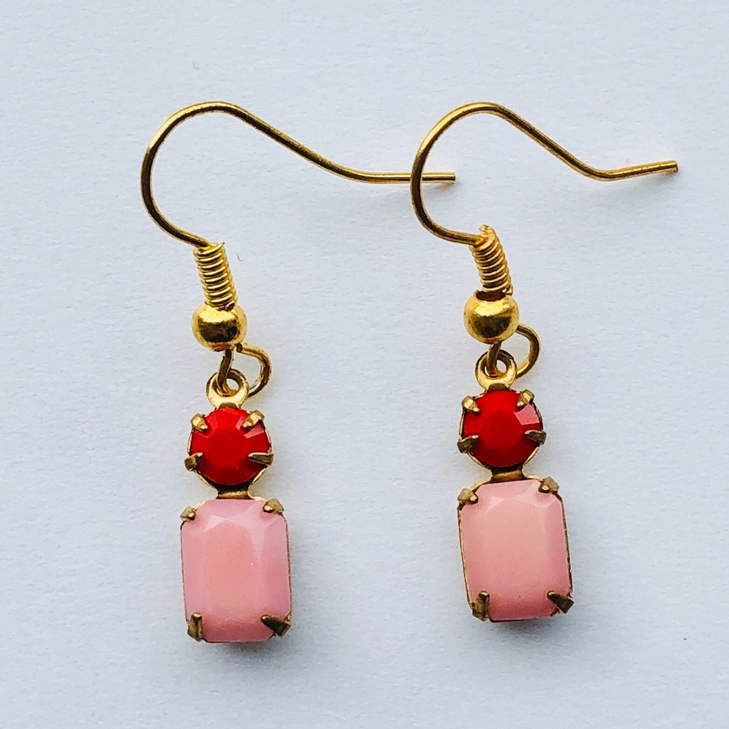 WhimsyandFrip's tweet photo. ⁠
https://t.co/VUbtadE88V⁠
.⁠
.⁠
.⁠
.⁠
#etsywomen #uketsyshop #imakeprettythings #onlinecraft #etsyuksellers #estysellersofinstagram #etsycommunity #uketsy #etsyfindsoftheday #earringsforsale #jewelrytrends #jewelryofinstagram #earringswag #jewelrystore #jewelryshop https://t.co/7jbQNl0fN5