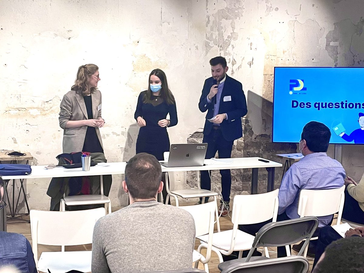 Tellement heureux d'accueillir @parisdataladies à nouveau cette fois dans le forum de #recrutement #data. Un sujet crucial : #diversifier les équipes data. Merci d'etre là pour nos #alumni et les candidats!
#datascience #DataJobs #jobs