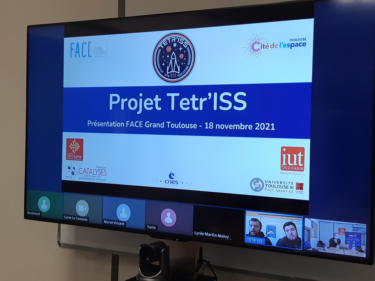 FACE31inclusion's tweet photo. [Education] Superbes présentations des métiers du spatial à la Maison de l'orientation de Bellefontaine avec les Ingenieur-e-s pour l'école @EE_ac_toulouse ! Merci à Renaud Lahaye de IDGEO pour le métier de géomaticien et aux étudiants du projet #TetrISS @UT3PaulSabatier https://t.co/NBNsk42BHi