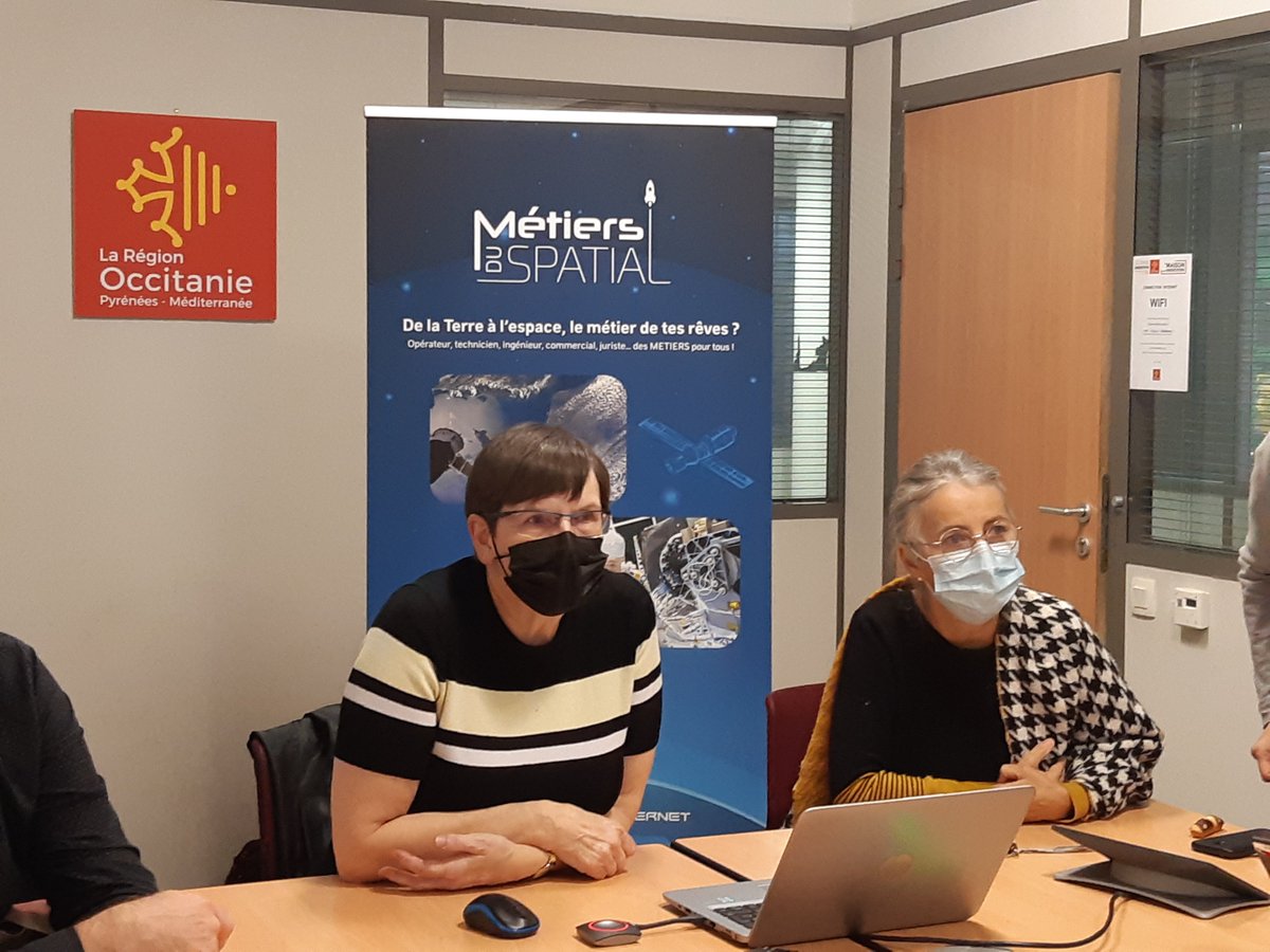 FACE31inclusion's tweet photo. [Education] Superbes présentations des métiers du spatial à la Maison de l'orientation de Bellefontaine avec les Ingenieur-e-s pour l'école @EE_ac_toulouse ! Merci à Renaud Lahaye de IDGEO pour le métier de géomaticien et aux étudiants du projet #TetrISS @UT3PaulSabatier https://t.co/NBNsk42BHi