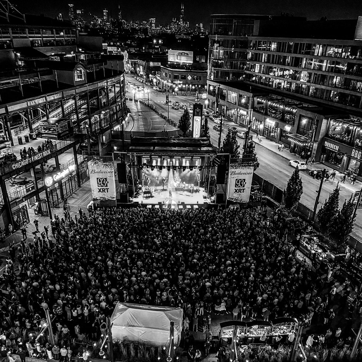 NRateliff's tweet photo. This Friday, November 19th, @93XRT is bringing you a first time broadcast of Nathaniel Rateliff &amp; The Night Sweats recorded from Gallagher Way last month. Tune in tomorrow at 9PM CT. https://t.co/v0Hxh2lok7