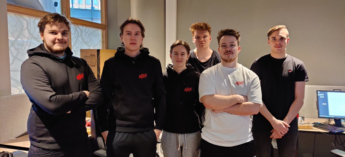 Ready for bootcamp ! <a href="/kovaesports/">KOVA ❤️‍🔥</a> 

Guess Corona made my hoodie size go up (the beer or pandemic not sure which)