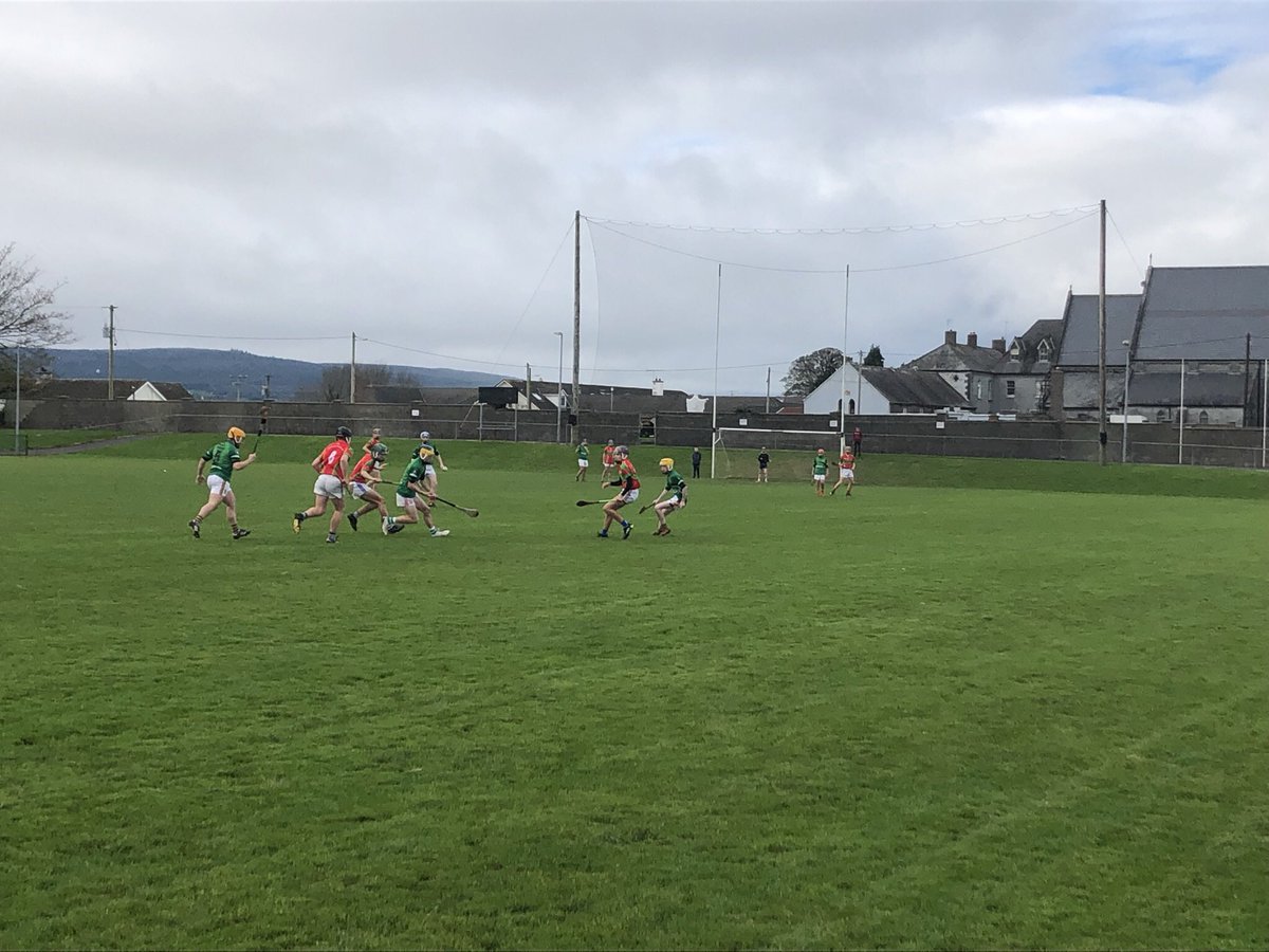 EVCgaa's tweet photo. Well done to our Senior Hurlers in Mooncoin today, winning 1 and narrowly losing 2 in 3 very competitive matches with the players improving game by game. Thanks to all competing schools @BunclodyVC @KkCwETB Pres Carlow @EnniscorthyC https://t.co/yoRVSIECUT