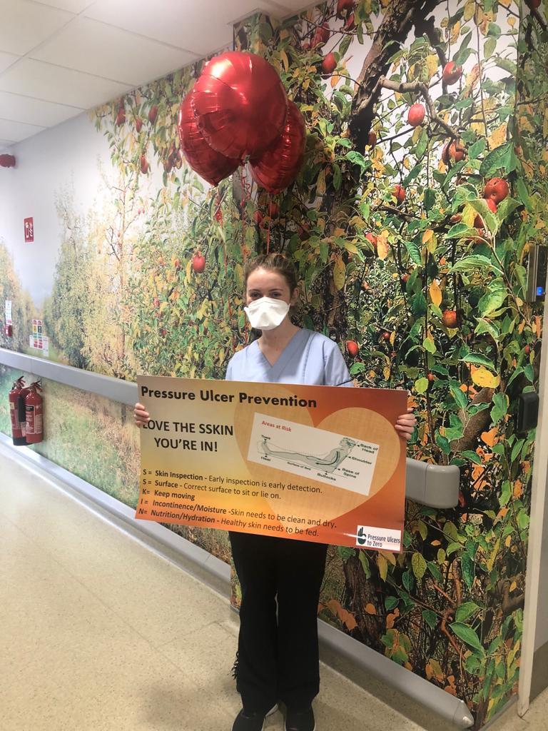 Delighted to welcome <a href="/ElaineGreene1/">Elaine Greene</a> to the tissue viability team :) @DowneyRos <a href="/BridLynch1/">Brid Lynch</a>
