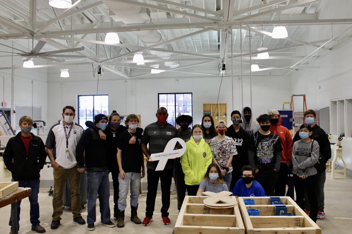 teamdraft's tweet photo. On Wed. @AtlantaFalcons @NFLLegends @chrisdraft drove down to Columbus, GA to thank the #JordanVocationalHS #ConstructionClass 4 making 160 @TheWRP4LC “white #lungcancerawareness ribbons” for @wearestfrancis #YoungPeople #BuildingCommunity #changingthefaceoflungcancer #LCAM https://t.co/3ikjMSIB1s