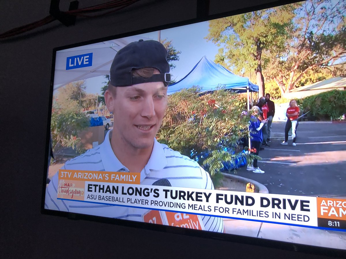 GinaMaravillaTV's tweet photo. @EthanLong2534 from @ASU_Baseball joined us on GMAZ to talk about giving back to the community he grew up in. 🙌🏼 https://t.co/qBteplDVxj