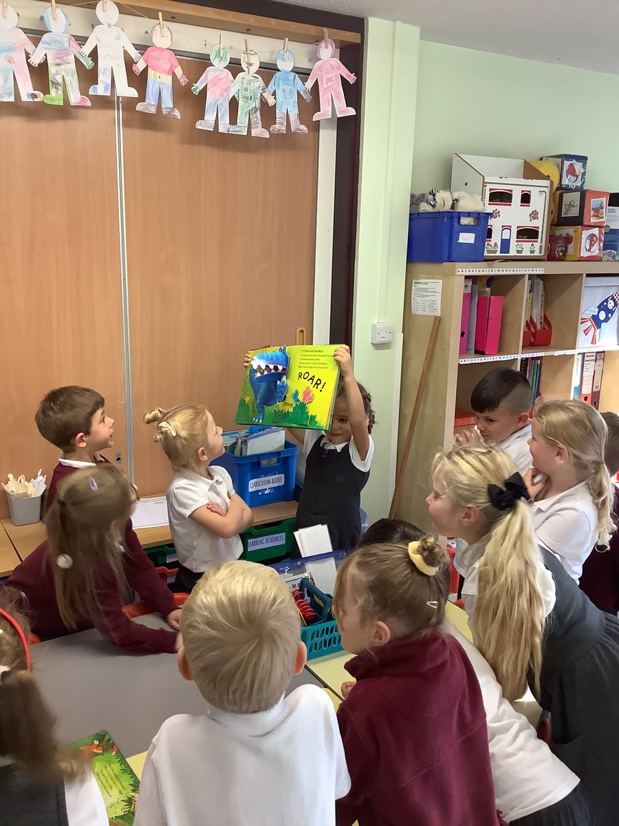PuritonPrimary's tweet image. Ruby Class really enjoyed sharing their own moving picture books this afternoon to help inspire us with our Design & Technology learning. Thank you to those who shared their fabulous books! #RubyClass