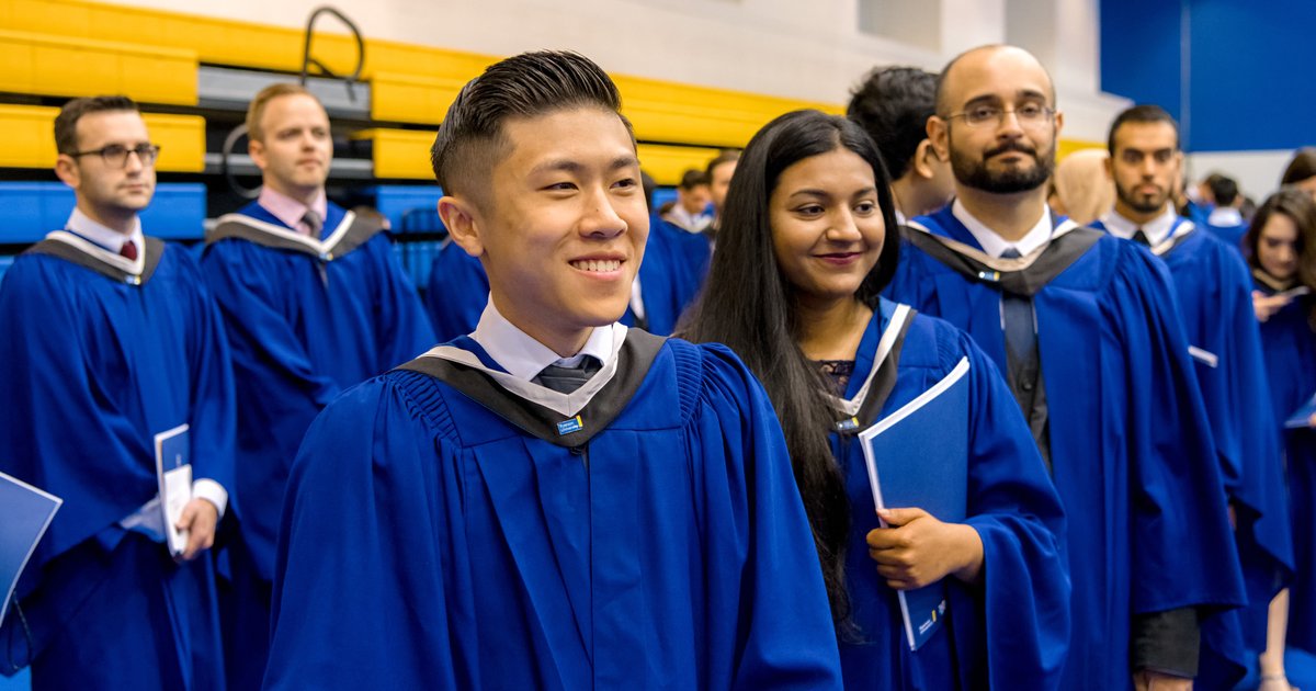 ChangSchoolTMU's tweet photo. Happy convocation day #ChangSchool graduates! Reminder that #ChangSchool convocation begins at 6:00 p.m. https://t.co/bnNgOkM2qG
Share your photos with us using #RUgrad2021 and #ChangSchool π https://t.co/2cjL6RrNV6