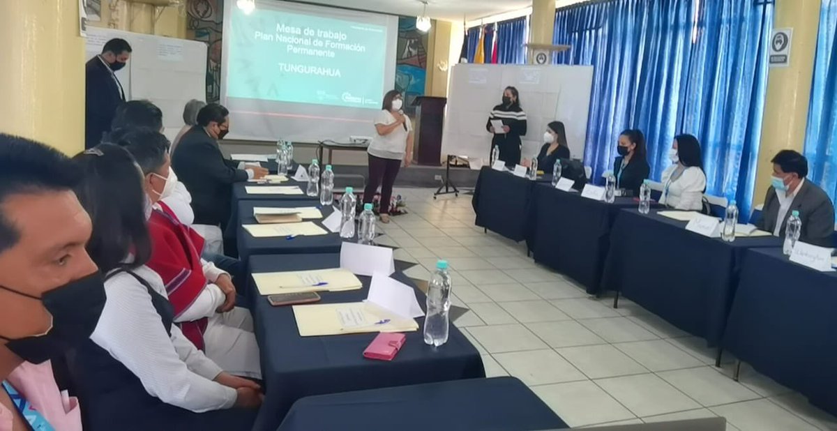 EducacionZ3_Ec's tweet photo. TUNGURAHUA | 1.000 Docentes participan de la mesa de trabajo Fase II Reflexión del Plan Nacional de Formación Permanente,  para identificar y detectar necesidades de formación en busca de transformar las prácticas educativas. #FormarParaTransformar https://t.co/qPk97af5rD
