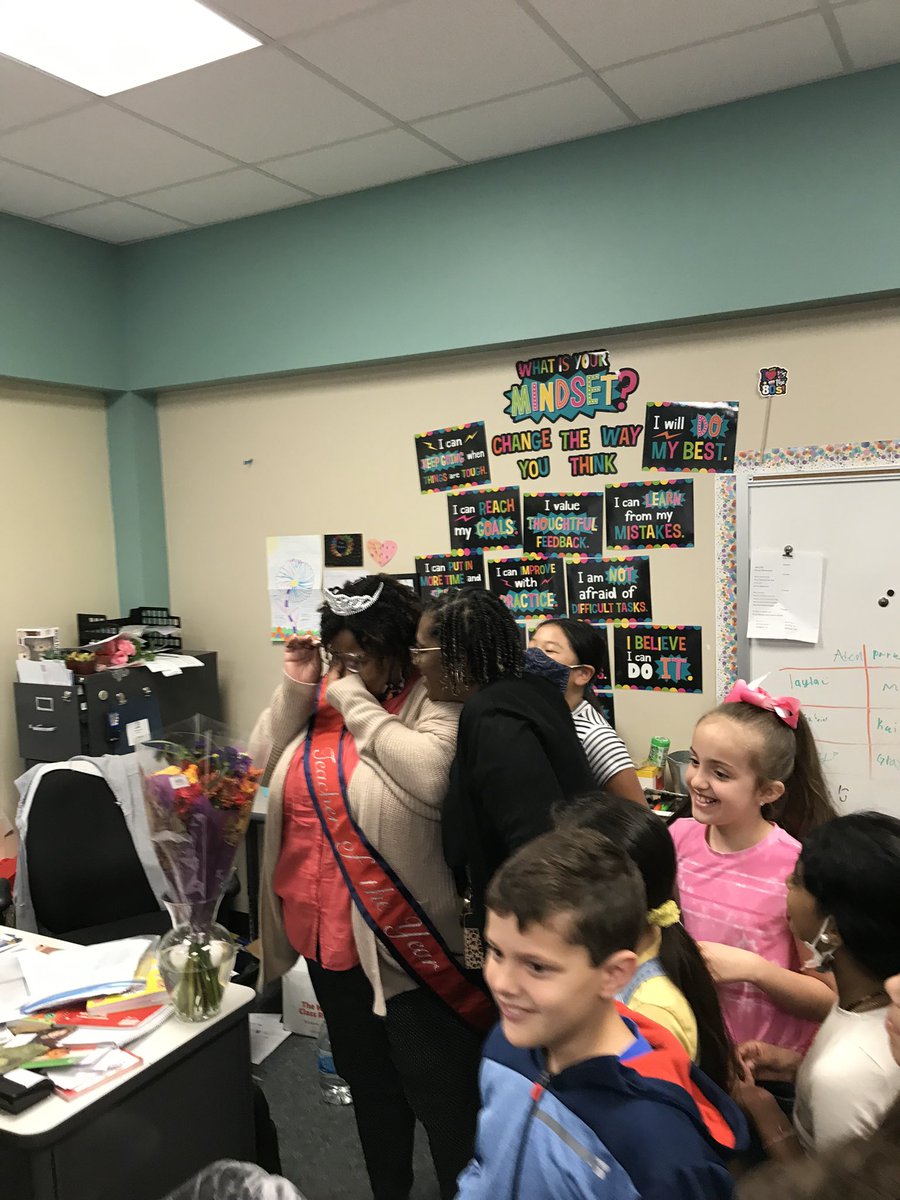 Ms. Collins tweet media