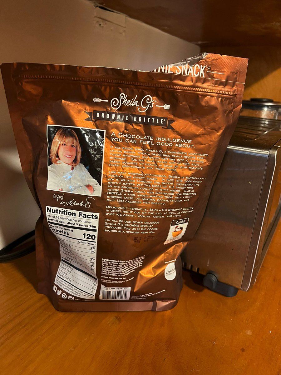 DP3TRO's tweet photo. Walk into the kitchen this morning and lock eyes with Sheila G. "7am is not too early for Brownie Brittle", she assures me https://t.co/947ZkJtNZd