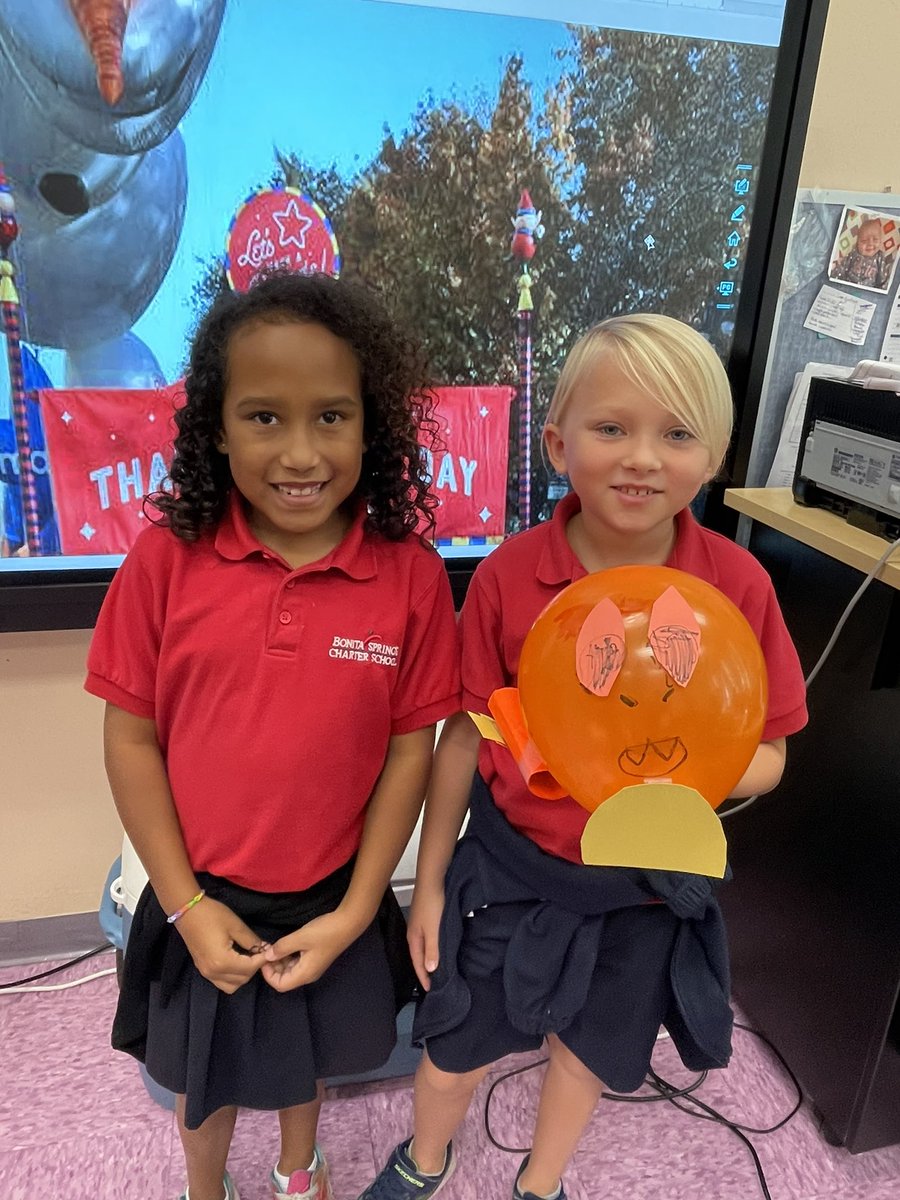 MsEhlisawesome's tweet photo. Balloons over Broadway! Read the book, designed the balloons, and created the balloons. The energy, engagement and success for the activity is powerful. #stem #science #balloonsoverbroadway @BonitaCharter @CSUSAJonHage @CSUSAhq https://t.co/bBgXIHwhFM