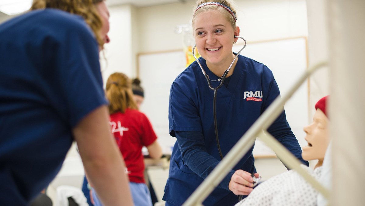 RMU's tweet photo. Calling all future nurses! 🩺

St. Clair Hospital is currently hiring students for their Nurse Internship Program for summer 2022. 

Apply ➡️ https://t.co/5b1L646VhF https://t.co/CmDuRRwfd9