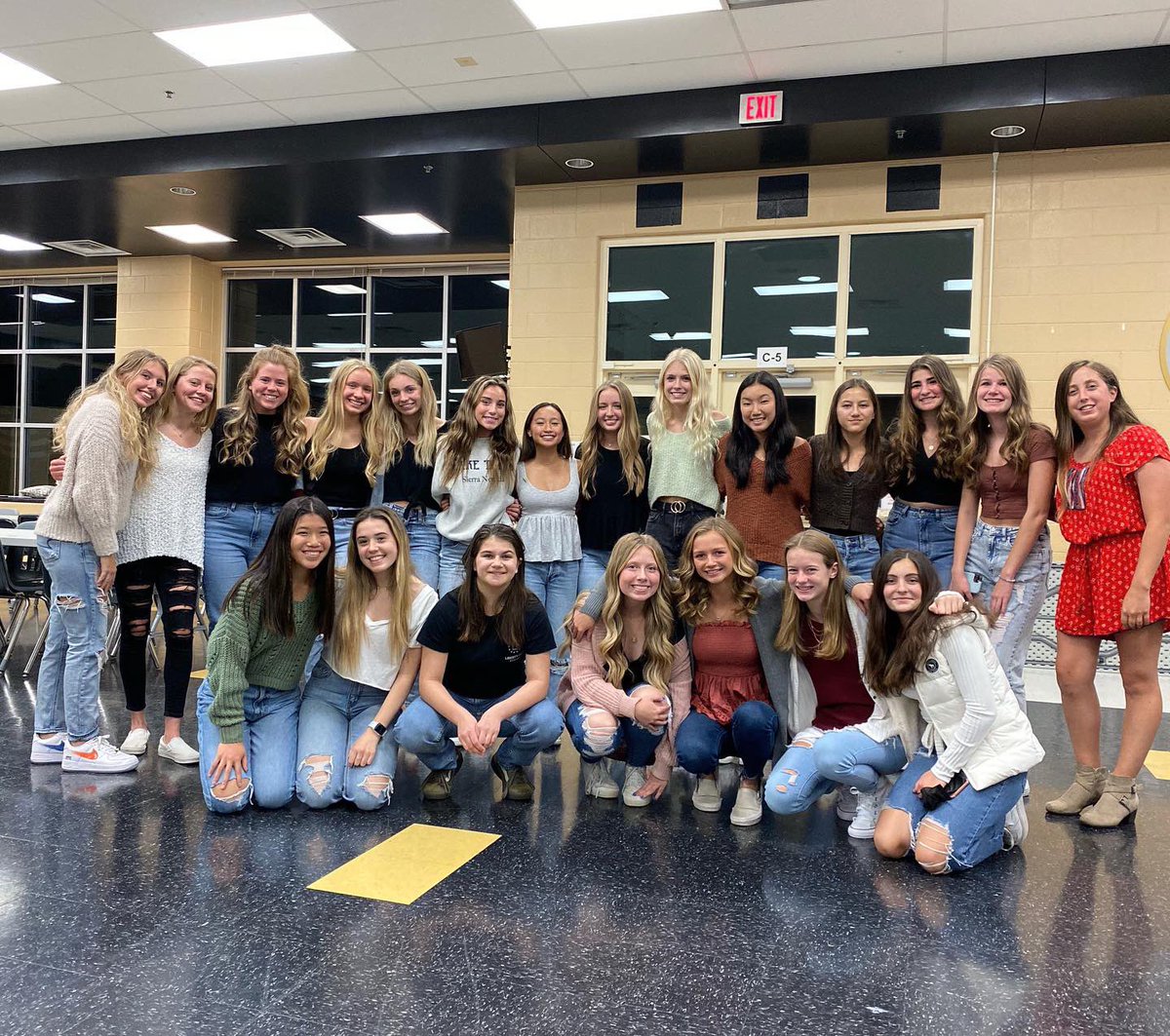 Great night celebrating our 2021 season! 🎉💛