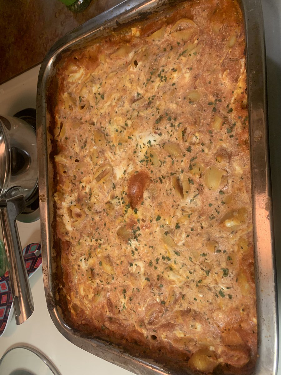 AlexisGish's tweet photo. the baking process wasn’t as smooth as i hoped for but taste was valid :) https://t.co/1c6KUG5rvU