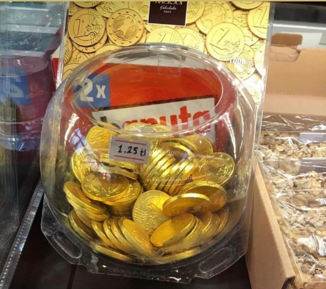 cumakdal's tweet photo. Türk lirası çikolatalı para karşısında %25 değer kaybetti #Dolar11TL https://t.co/rzhhs4eMAD