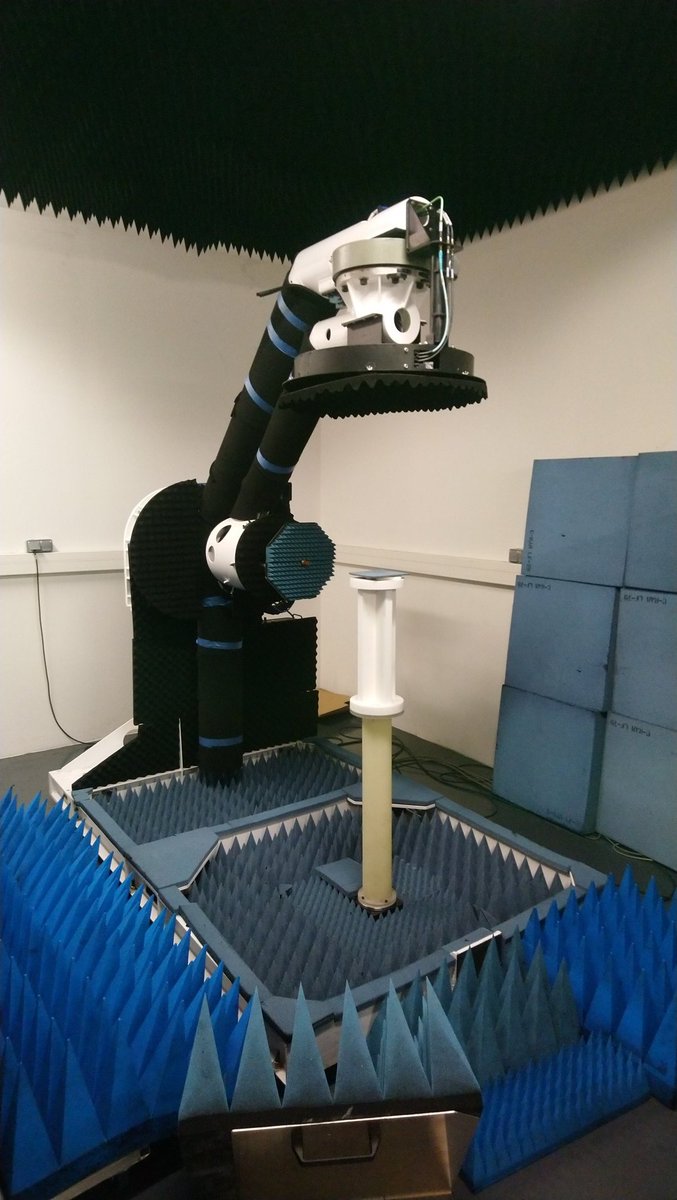 Continuing our Nice &amp; Sophia trip with the visit of our antennas team and the Cremant, our joint <a href="/Orange_Future/">Hello Future</a>, <a href="/Univ_CotedAzur/">Université Côte d'Azur</a> and <a href="/CNRS/">CNRS 🌍</a> antennas lab, with world-class testing facilities enabling e.g. the characterization of #5G massive MIMO antennas. <a href="/jeanbolot/">Jean Bolot</a> <a href="/arnaudvamparys/">Arnaud Vamparys</a>