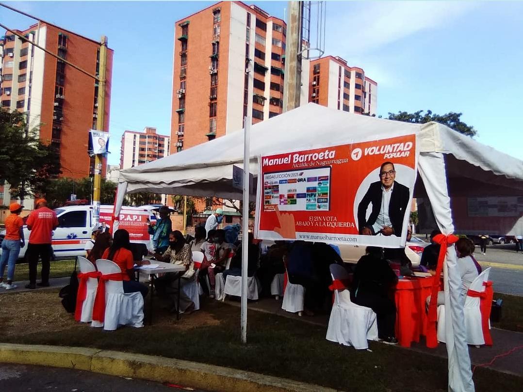 procerdelaradio's tweet photo. En nuestra Mega Jornada Médica Gratuita con @manuelbarroeta_ para el cierre de campaña!
Este domingo 21N Naguanagua VOTA por Voluntad Popular!
#naguanagua 
#elecciones21N 
#elecciones2021 
#venezuela🇻🇪
https://t.co/2zBbaHDyr3 https://t.co/tbqaWwDWup