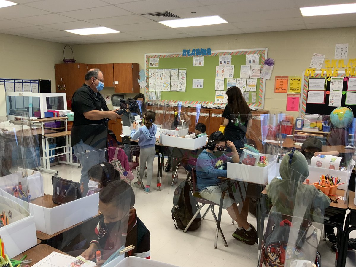 McAllenISDCTE's tweet photo. Our @Rowe006 Instructional Practices students had the opportunity to lead a lesson today at their internship at @scholarpride Video coming soon. #GreatnessStartsHere #DistrictOfChampions https://t.co/FIQM9nWwXC