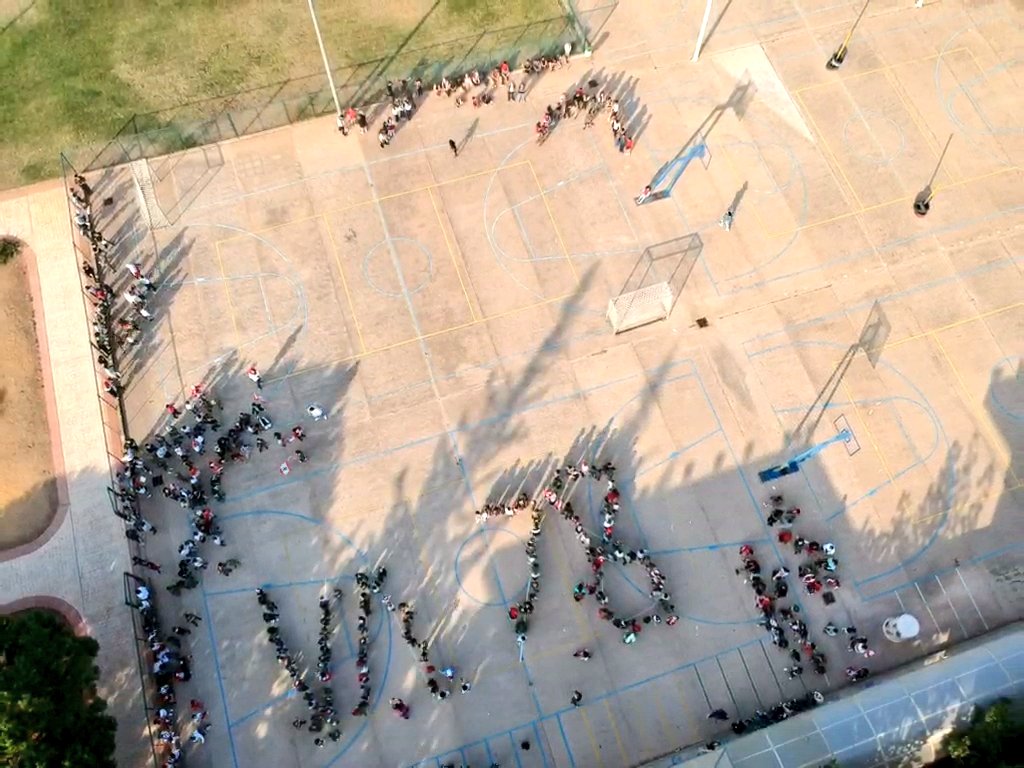 BizriHiba's tweet photo. Following the instructions of their PE teachers, Grade 1 and 2 learners modeled 78 ٧٨ years of independence with their bodies!  #لبنان_الحلم #hhhs_idream
📷  Photos taken by @mohammadbaba138 
@nisrinmasri @Hhhsinfo @dina_jradi  @DaraziFarah @TawilNoor https://t.co/tZtjjf01Zs
