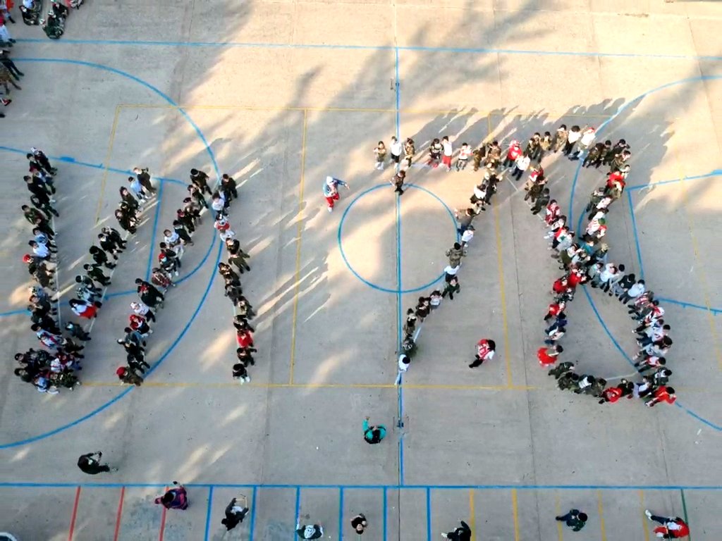 BizriHiba's tweet photo. Following the instructions of their PE teachers, Grade 1 and 2 learners modeled 78 ٧٨ years of independence with their bodies!  #لبنان_الحلم #hhhs_idream
📷  Photos taken by @mohammadbaba138 
@nisrinmasri @Hhhsinfo @dina_jradi  @DaraziFarah @TawilNoor https://t.co/tZtjjf01Zs