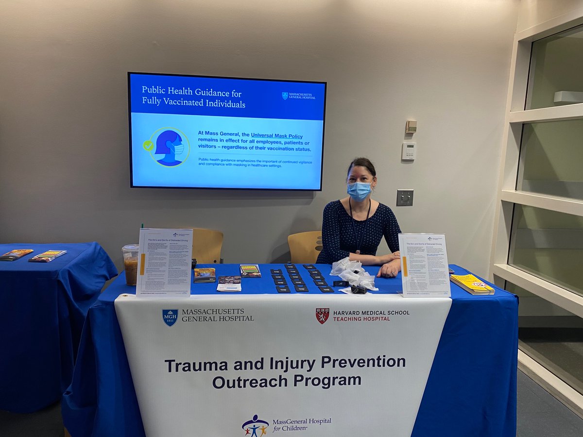 Our own Toby Raybould educating the MGH community about the dangers of distracted driving on National Injury Prevention Day #BeInjuryFree @mghfc <a href="/InjuryFreeKids/">Injury Free Coalition for Kids</a>