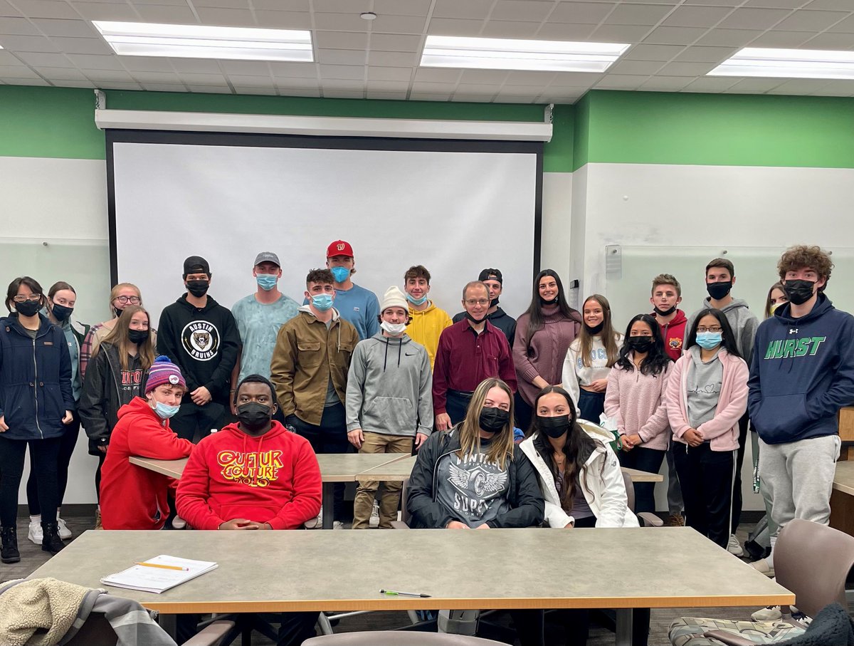 HurstAlumni's tweet photo. Two great examples of Lakers helping Lakers this week - Judge David Schroeder '77 spoke to the Alpha Phi Sigma students from the Criminal Justice program and Mark Long '77 presented to the Accounting Association students.

Thank you for sharing your expertise! #MercyhurstMade https://t.co/AeDOmkqxW6