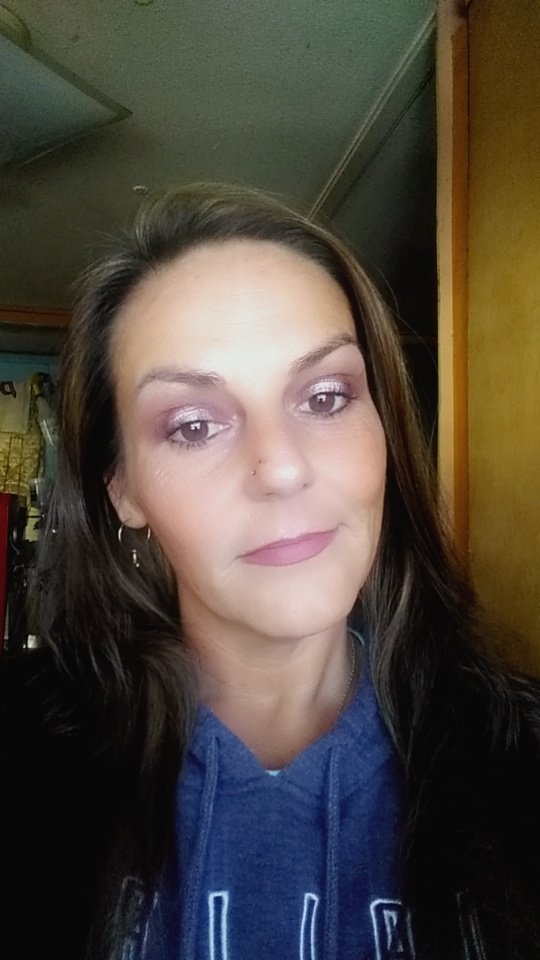 mariecasey216's tweet photo. Easy date night look☺️ @ColourPopCo @KissProducts @LAColorsusa @NYXCosmetics @PIXIBeauty @nanacocobeauty @revlon @MakeupRVLTN @OFRACosmetics @elfcosmetics @MDGLOWCosmetics https://t.co/E8uawUNEOs