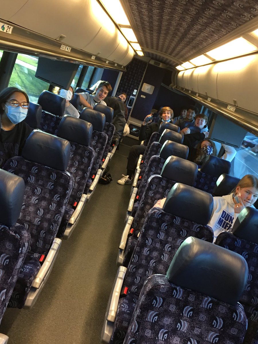 Headed to Milwaukee for the National Fall Leadership Conference! ⁦<a href="/NebraskaFBLA/">Nebraska FBLA</a>⁩