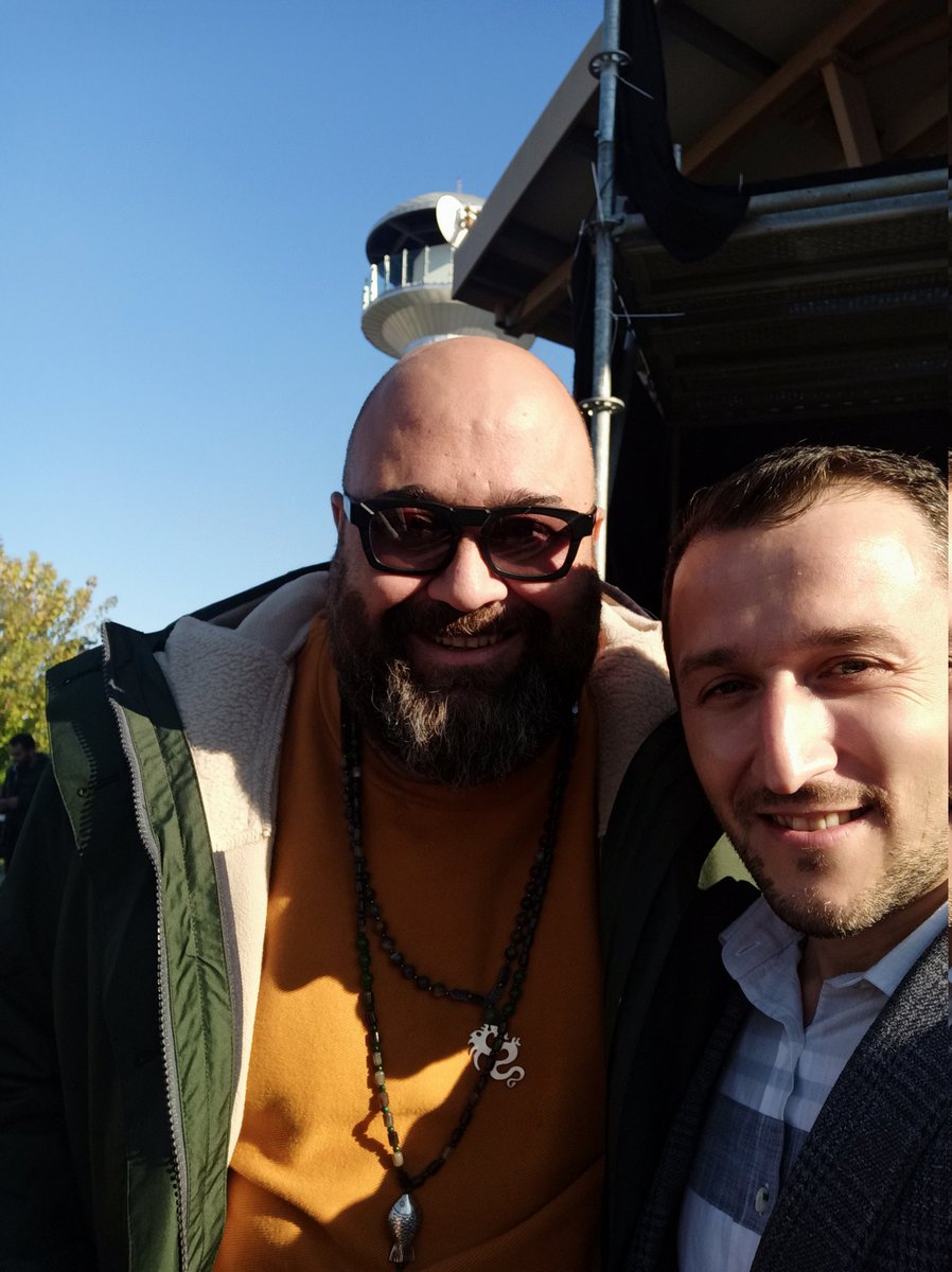 Servetmese's tweet photo. Şeflerim selamlar. @SomerSivrioglu @TvMasterchef @Sakaryabld @chefyalcinkaya https://t.co/juJ4MeEm7l