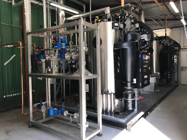 ExportNews's tweet photo. Switch From Oil To Liquid Gas Serves Up Big Savings For Tracklements. Leading British condiments maker, Tracklements, has boosted its production capacity and enhanced its environmental credentials by switching its energy supply from oil to liquid gas - see https://t.co/qPUBO2lPYd https://t.co/a9g3T7NxpL