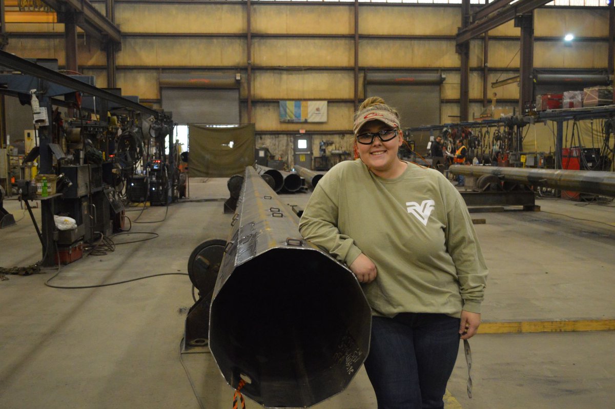 TNedu's tweet photo. In Marion County, students in the welding pre-apprenticeship program at @ValmontInd in Jasper, TN, prepare for a registered apprenticeship program through hands-on learning in the workplace. https://t.co/5aP4sbXSIR