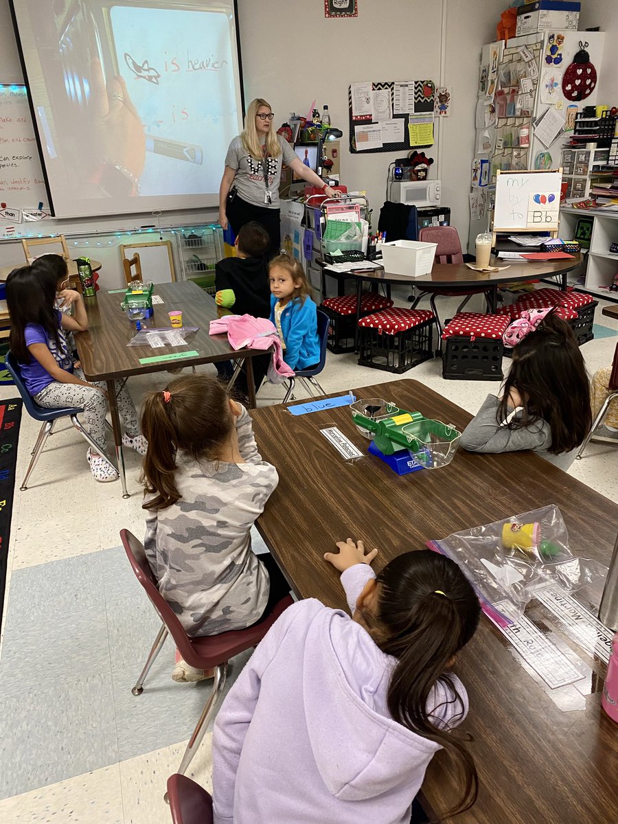 DrMattGutierrez's tweet photo. Thank your for letting me visit your classrooms this morning, @JeffersonAveES! Thankful for all the staff does for their students and proud of the increasing levels of rigor! #1Heart1Seguin https://t.co/yXyxtJXgA8