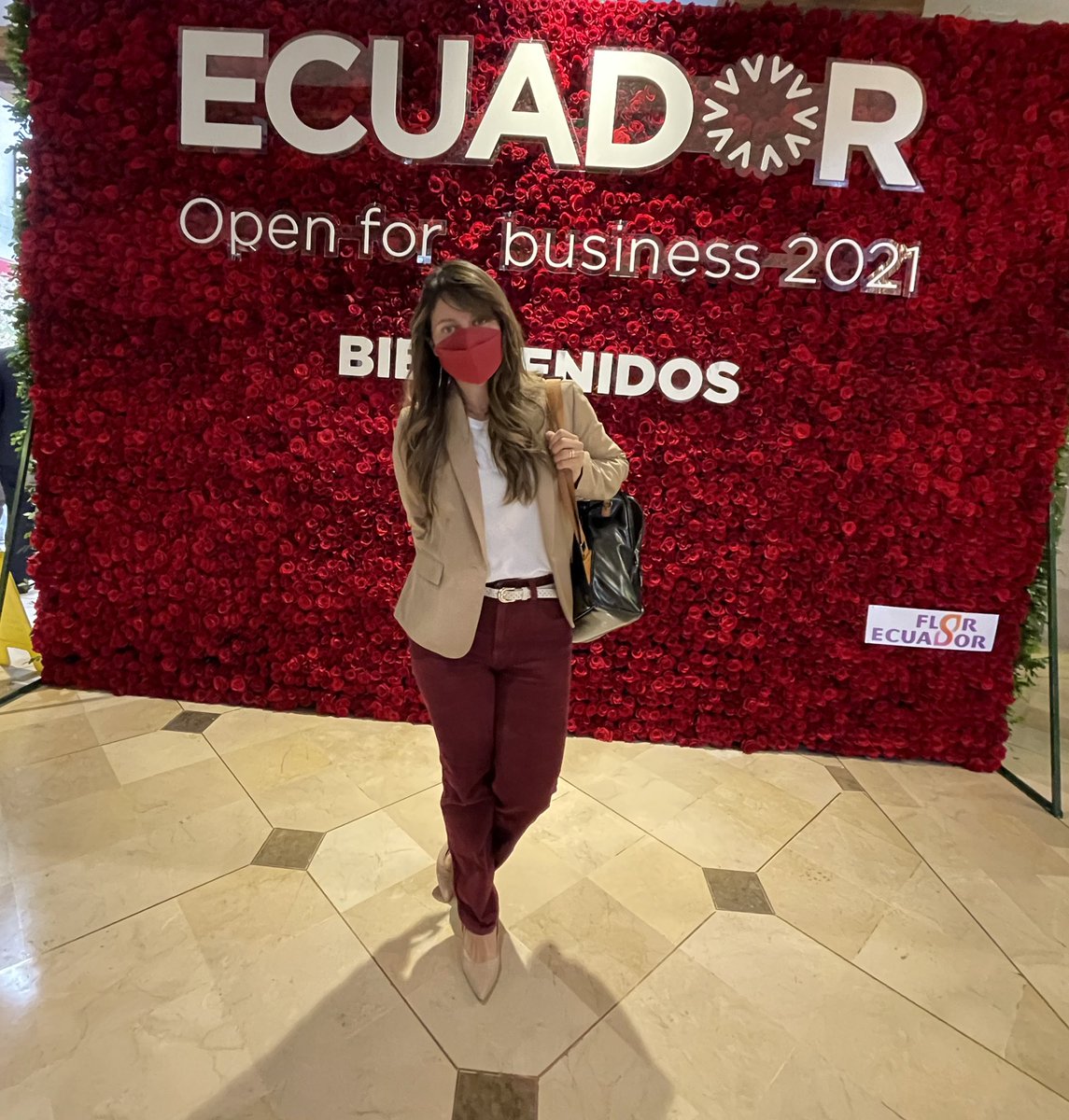 Hoy arranca la tan esperada Cumbre de #EcuadorOpenForBusiness - los emprendedores ecuatorianos no solo construyen un mejor futuro social y ambiental. También, son excelente negocio. Hermoso ver a la comunidad de inversionistas confirmar la oportunidad que presenta #Ecuador