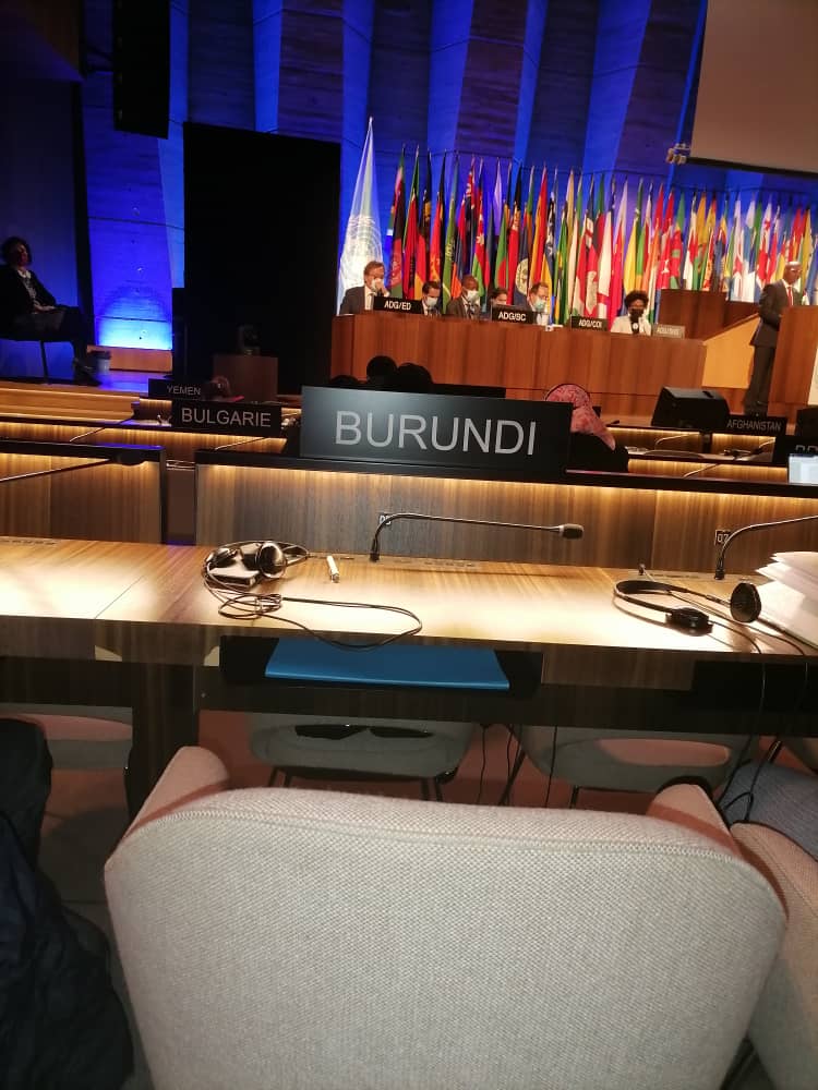 Je me réjouis de l'élection du  BURUNDI ce 18/11,  membre du Comité Intergouvernemental pour l'Education Physique et le Sport (CIGEPS), pour un mandat de 4ans  en marge  de la 41ème Session de la Conférence Générale de l'UNESCO.Vive le 🇧🇮.@MAEBurundi  @NtareHouse @BurundiGov