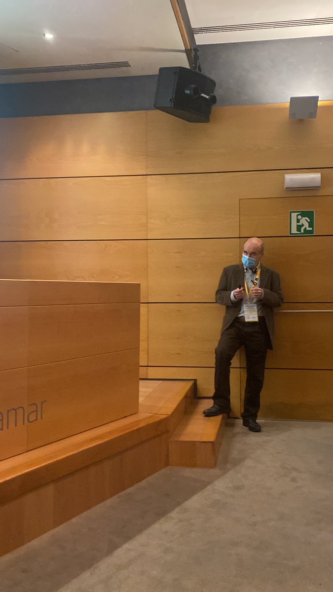 Anasamez's tweet photo. El Dr Seguí del la UBS #EsCastell en #Menorca nos hablara de la gestión de la agenda. @SEMERGENap @SEMERGENIB2 https://t.co/FtKpQy6XKF