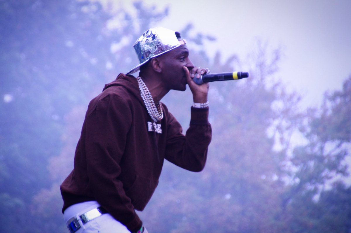 98takesofficial's tweet photo. Rest easy my guy you was cool asf 🤞🏾💯🙏🏾 #YoungDolph

📸 @98takesofficial https://t.co/wdEBaQwdag