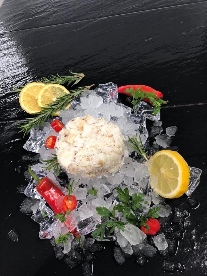Sig_Seafood's tweet photo. Treat yourself this Christmas with some locally caught, Yorkshire crab from Claws shellfish flamborough! Impress your friends and family whilst also supporting our local fishermen ππ¦
#buylocal #SupportOurSkippers
(c) Claws Shellfish https://t.co/0LZRxOyHyH