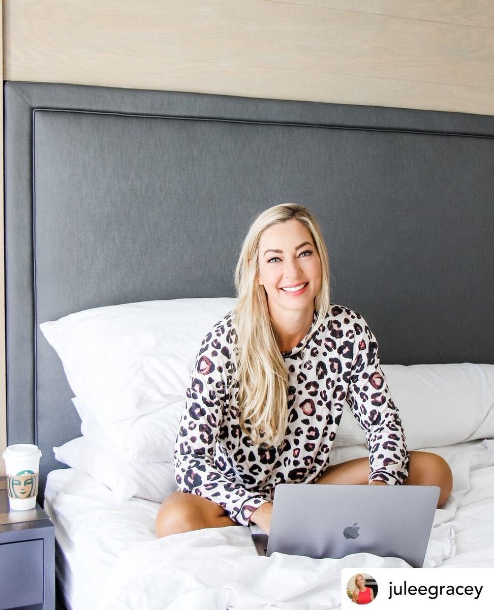 ESStAugustine's tweet photo. Your office just got a huge upgrade! With complimentary wi-fi, you can get your work done right from the comfort of your suite. Work during the day, vacay all night! ๐คฉ
๐ปhttps://t.co/WSdtdXYxoZ
#work #workremote #digitalnomad #upgradeyourview #beachgetaway #staugustinebeach https://t.co/0aLyQzdxgc