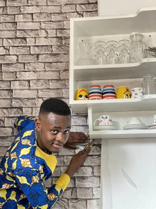 Mk87351480's tweet photo. Être différent des autres est notre rêve. Profitez de nos meilleurs papiers peints afin de rendre vos salons , chambres etc...différents.
⚪️
Info line: ☎️ et WhatsApp :+243975217454
Adresse: 99, av: croix rouge , C/ Kinshasa
Réf : En Face de la maternité mère et enfant Barumbu https://t.co/p4bR4vxGXw